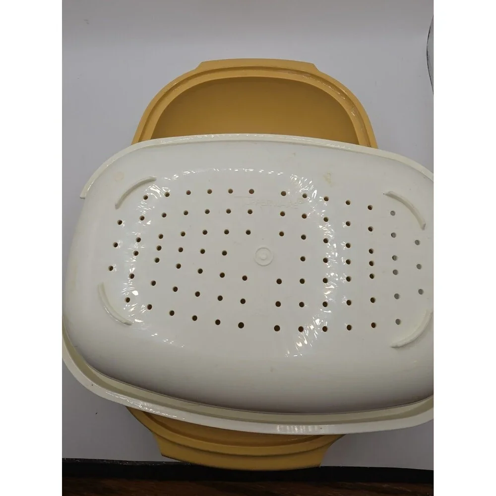 Vintage Tupperware Microwave Vegetable Steamer Set 1273-2 Harvest Gold Complete.